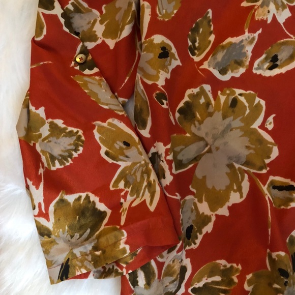 The limited shirt - Picture 5 of 6